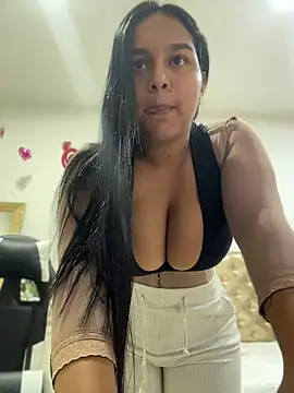 Fancyxlove online show from June 22, 2026, 12:24 pm
