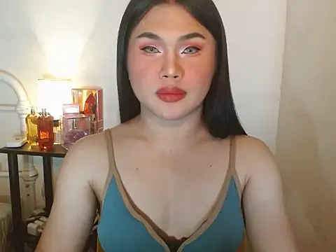 Snapshot of JustineBIGCUM chatting on October 7, 2025, 8:33 am JustineBIGCUM online show from October 7, 2025, 8:33 am