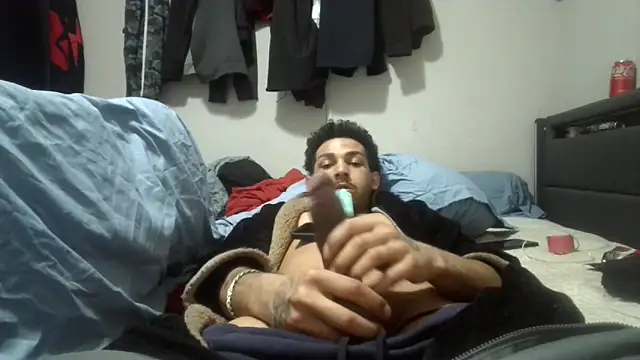 bigdickjojo69 online show from March 17, 2026, 9:40 pm