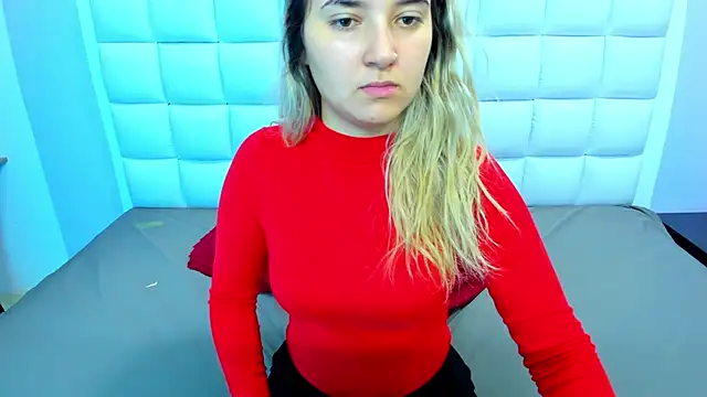 teresasroom  online show from December 30, 2024, 4:31 am