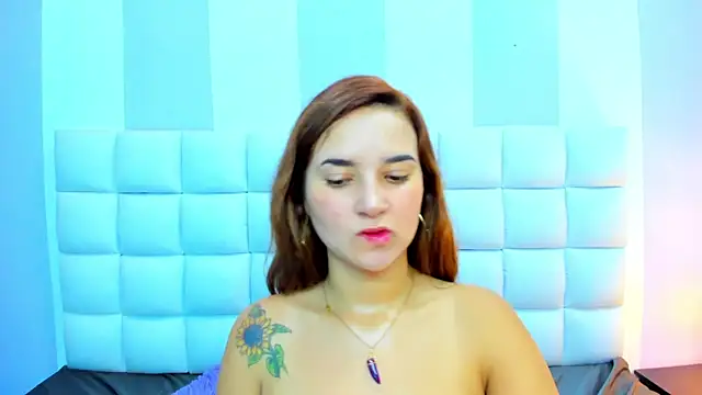 teresasroom  online show from December 14, 2025, 6:34 pm