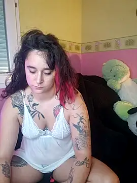 midnaxsg online show from November 7, 2025, 10:26 am