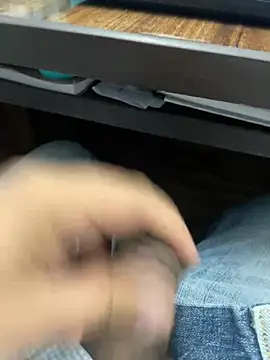 kavilv69fuck online show from December 12, 2024, 5:42 am