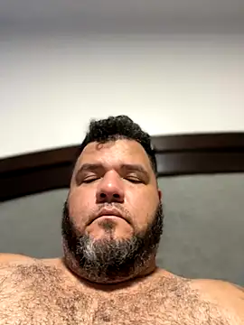 Snapshot of Gabihotxxx1 chatting on October 28, 2025, 3:21 am Gabihotxxx1 online show from October 28, 2025, 3:21 am