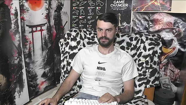 Snapshot of 00george chatting on May 4, 2026, 5:14 am 00george online show from May 4, 2026, 5:14 am