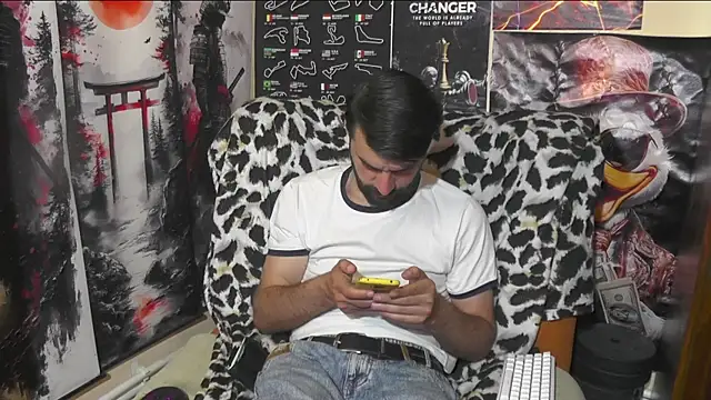 Snapshot of 00george chatting on May 4, 2026, 9:00 pm 00george online show from May 4, 2026, 9:00 pm