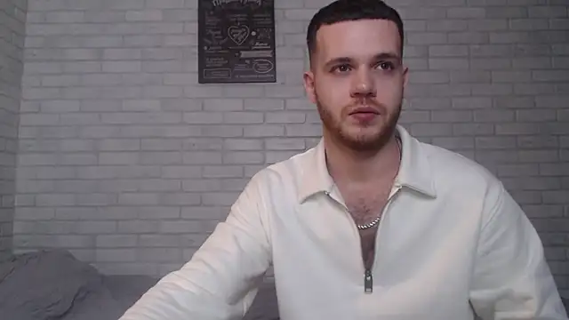 Alexxx horny online show from February 1, 2025, 5:58 pm