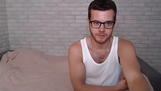 Alexxx horny online show from September 19, 2025, 2:29 pm