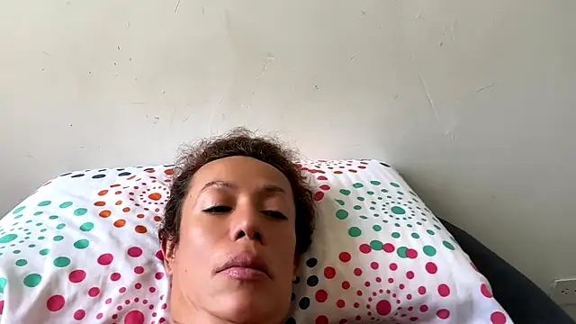 YOURSDEBORA online show from August 1, 2026, 3:22 pm