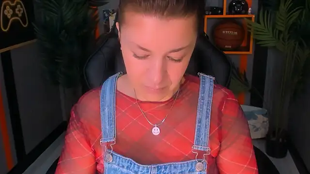 AnaMills online show from March 11, 2026, 10:10 am