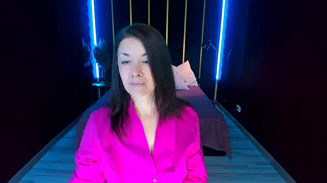 AnaMills online show from June 14, 2026, 8:22 pm
