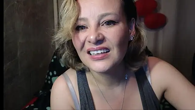 dagny-jo online show from March 6, 2025, 3:24 am