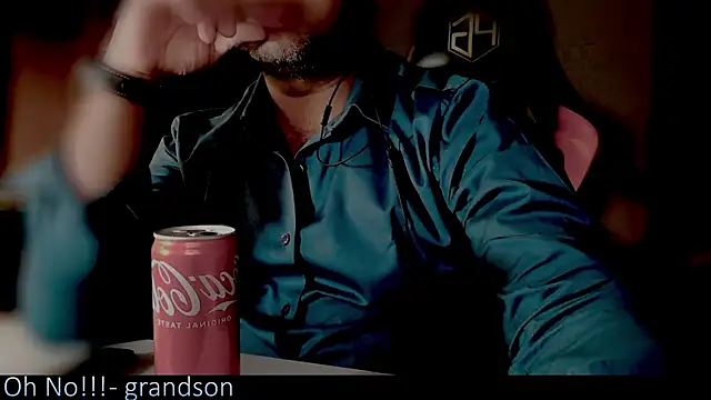 Snapshot of _x_rated_ chatting on October 21, 2025, 6:41 pm  x rated  online show from October 21, 2025, 6:41 pm