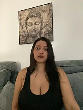 Snapshot of MarcellaGriffin chatting on December 23, 2024, 5:32 pm MarcellaGriffin online show from December 23, 2024, 5:32 pm