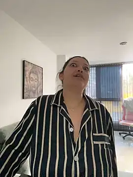Snapshot of MarcellaGriffin chatting on January 24, 2025, 1:57 pm MarcellaGriffin online show from January 24, 2025, 1:57 pm