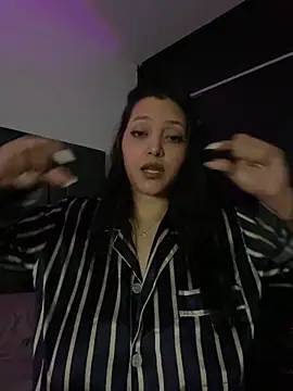 Snapshot of MarcellaGriffin chatting on February 2, 2025, 4:05 am MarcellaGriffin online show from February 2, 2025, 4:05 am