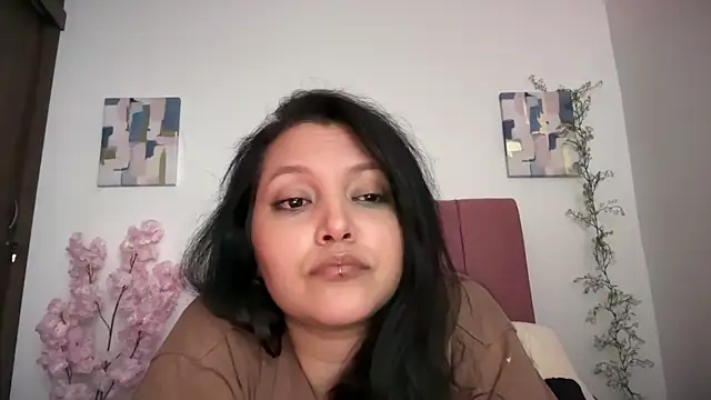 Snapshot of MarcellaGriffin chatting on October 3, 2025, 3:25 am MarcellaGriffin online show from October 3, 2025, 3:25 am