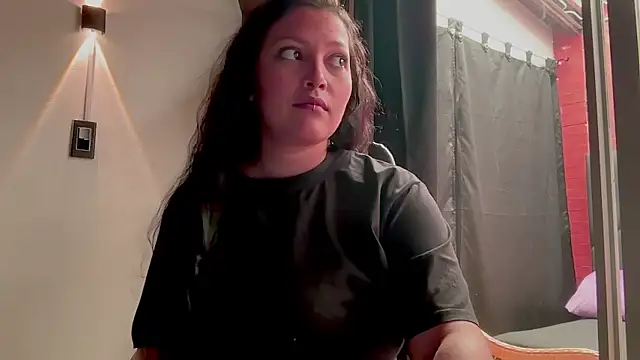 MarcellaGriffin online show from June 24, 2026, 5:23 pm