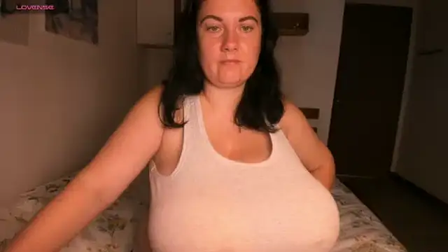 alisiaparril online show from November 23, 2025, 9:31 am