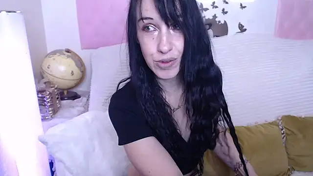 -carla- online show from February 8, 2026, 8:18 am