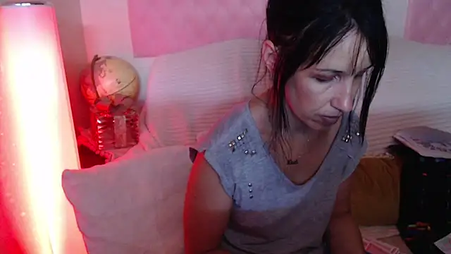 -carla- online show from August 6, 2026, 6:43 pm
