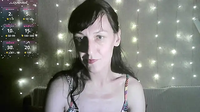 Snapshot of MarieODahliaS chatting on November 25, 2025, 1:00 pm MarieODahliaS online show from November 25, 2025, 1:00 pm