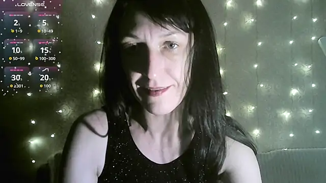 Snapshot of MarieODahliaS chatting on November 28, 2025, 10:29 am MarieODahliaS online show from November 28, 2025, 10:29 am