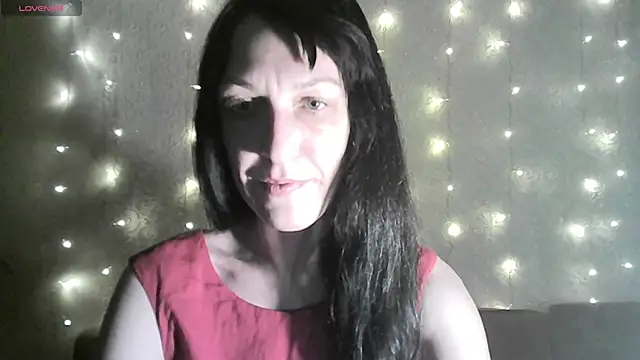 Snapshot of MarieODahliaS chatting on December 3, 2025, 11:30 am MarieODahliaS online show from December 3, 2025, 11:30 am