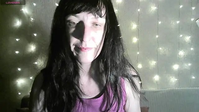 Snapshot of MarieODahliaS chatting on December 5, 2025, 12:03 pm MarieODahliaS online show from December 5, 2025, 12:03 pm