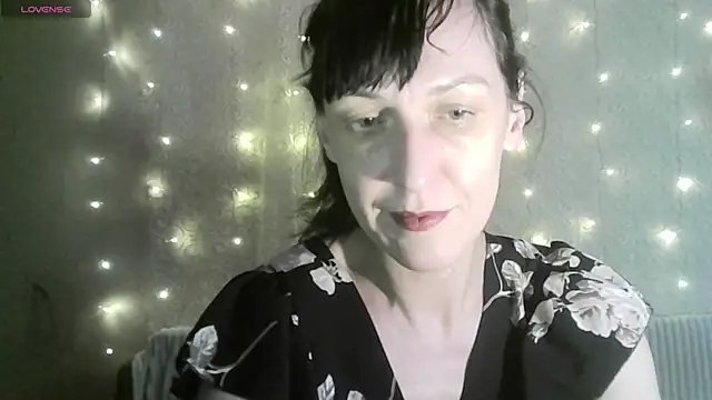 Snapshot of MarieODahliaS chatting on January 16, 2026, 12:20 pm MarieODahliaS online show from January 16, 2026, 12:20 pm