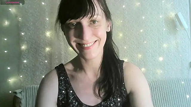 Snapshot of MarieODahliaS chatting on February 20, 2026, 9:21 am MarieODahliaS online show from February 20, 2026, 9:21 am