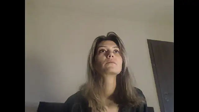 Snapshot of Miss_Cookie chatting on December 14, 2024, 8:23 am Miss Cookie online show from December 14, 2024, 8:23 am