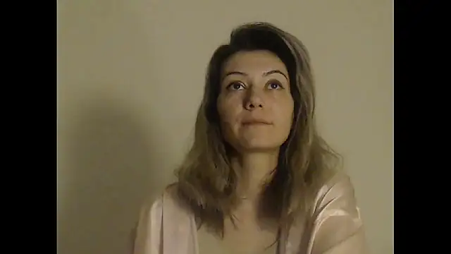 Snapshot of Miss_Cookie chatting on December 16, 2024, 4:27 pm Miss Cookie online show from December 16, 2024, 4:27 pm