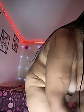 Emma Brown 12 online show from May 14, 2026, 9:10 pm