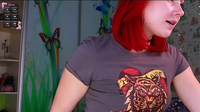 Snapshot of SmokyRose chatting on October 22, 2025, 10:59 am SmokyRose online show from October 22, 2025, 10:59 am