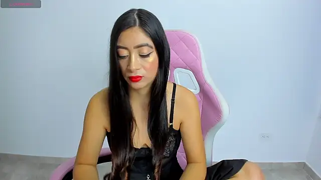 MeganWhite3 online show from December 5, 2024, 5:15 am