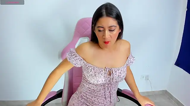MeganWhite3 online show from December 8, 2024, 9:57 am