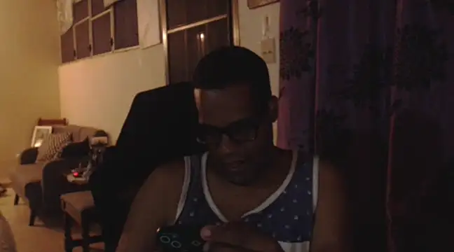Snapshot of thesugar32 chatting on March 7, 2025, 2:04 am thesugar32 online show from March 7, 2025, 2:04 am