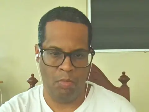 thesugar32 online show from April 30, 2026, 12:22 pm