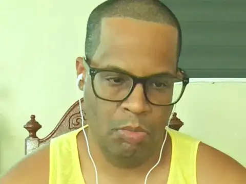 thesugar32 online show from May 9, 2026, 12:32 pm