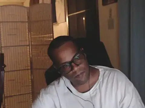 thesugar32 online show from May 12, 2026, 2:52 am