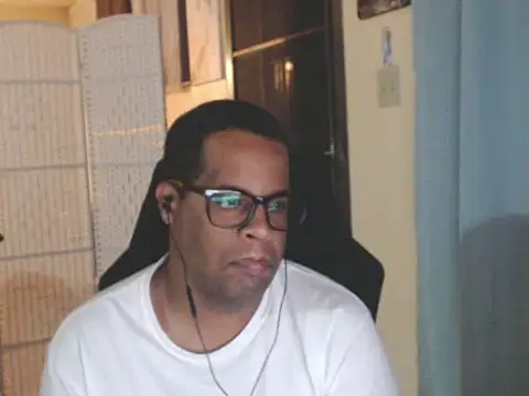 thesugar32 online show from June 12, 2026, 2:10 am
