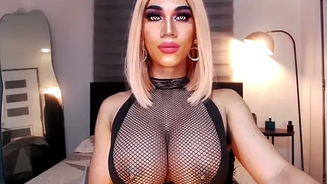 MassiveCockxMistress online show from January 17, 2025, 8:00 pm