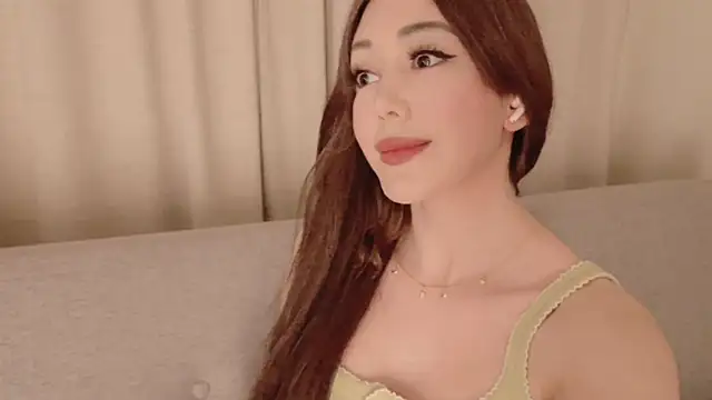 Snapshot of StrawberryViolet chatting on February 23, 2026, 10:29 pm StrawberryViolet online show from February 23, 2026, 10:29 pm