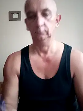 Snapshot of bigcock_marusz chatting on December 9, 2024, 11:15 am bigcock marusz online show from December 9, 2024, 11:15 am