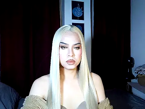 MistressLuna1 online show from February 21, 2026, 10:11 pm