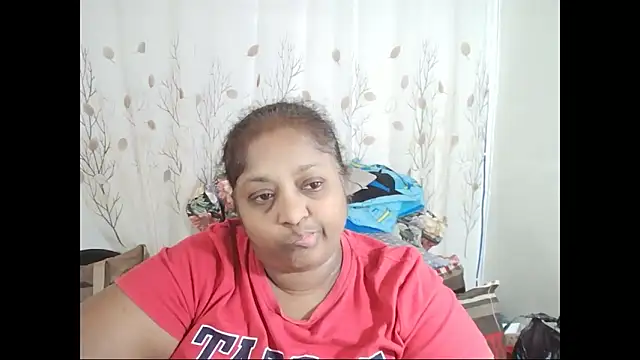 Snapshot of Indiantasha chatting on September 23, 2025, 3:59 pm Indiantasha online show from September 23, 2025, 3:59 pm