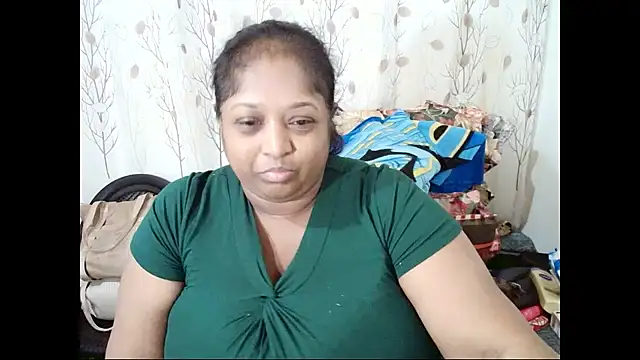 Snapshot of Indiantasha chatting on October 7, 2025, 4:04 pm Indiantasha online show from October 7, 2025, 4:04 pm