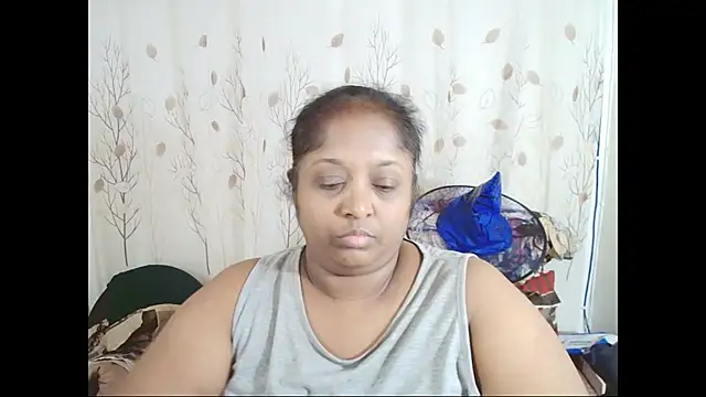 Snapshot of Indiantasha chatting on October 31, 2025, 11:33 am Indiantasha online show from October 31, 2025, 11:33 am