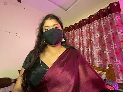 Snapshot of Love_4Sex chatting on October 10, 2025, 5:06 am Love 4Sex online show from October 10, 2025, 5:06 am